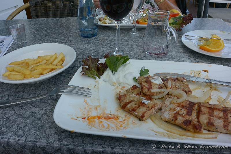 DSC_1460.JPG - Middag på en grekisk restaurant i Großenbrode, Tyskland.